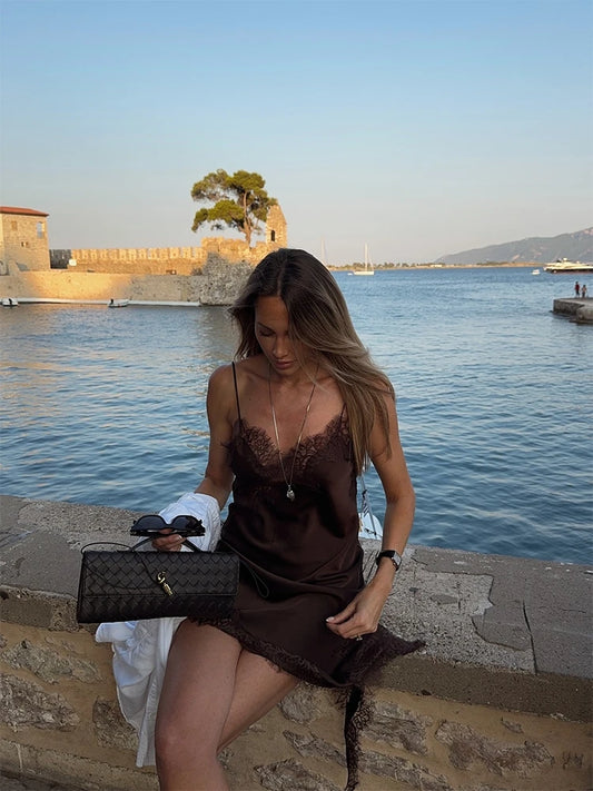 Sexy Sling Satin Kleid Frauen V Neck Backless Patchwork Spitze Vestidos Weibliche 2025 Sommer Chic Mode Abend Party Kleider